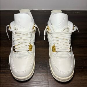 Size 10.5 - Air Jordan 4 Retro Metallic Gold W